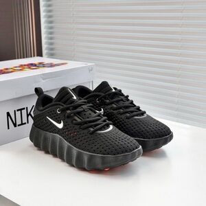 Nike Mind 002 Black